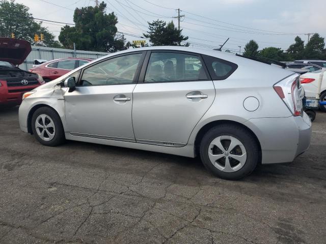 Photo 2 from auction – 2014 TOYOTA PRIUS with VIN JTDKN3DU6E1765479