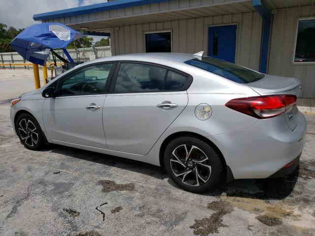 Photo 2 from auction – 2017 KIA FORTE LX with VIN 3KPFL4A76HE131120