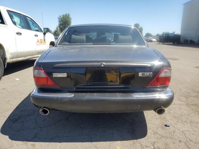 Photo 6 from auction – 2000 JAGUAR XJR with VIN SAJDA15B2YMF00894