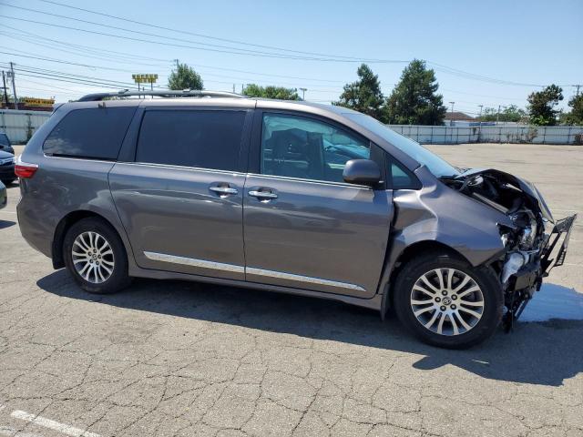Photo 4 from auction – 2020 TOYOTA SIENNA XLE with VIN 5TDYZ3DC6LS080646