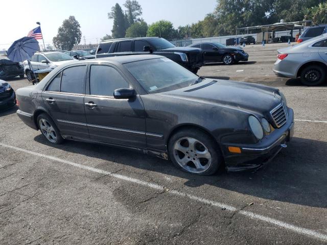 Photo 4 from auction – 2002 MERCEDES-BENZ E 320 with VIN WDBJF65JX2B494493