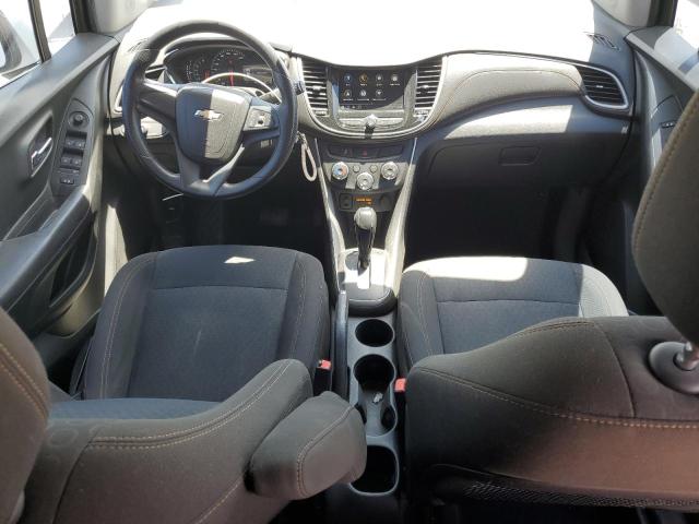 Photo 8 from auction – 2018 CHEVROLET TRAX LS with VIN KL7CJKSB3JB717337