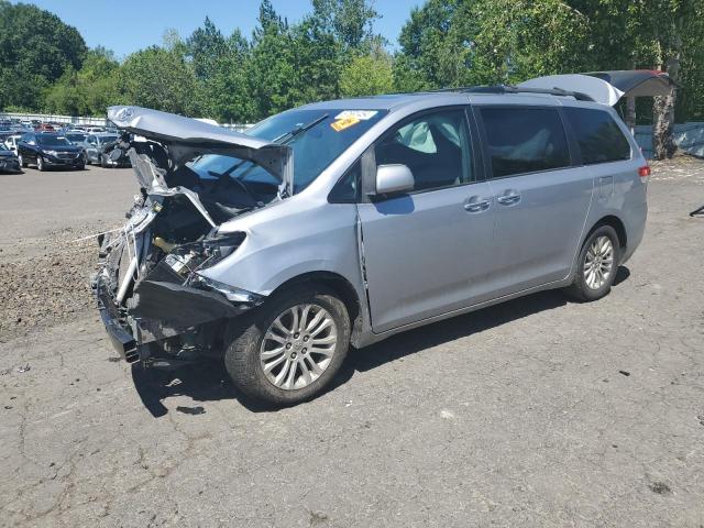 TOYOTA SIENNA XLE 2012 with VIN 5TDYK3DC0CS191620 - Photo from auction