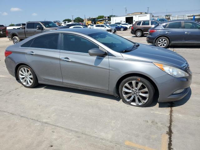 Photo 4 from auction – 2013 HYUNDAI SONATA SE with VIN 5NPEC4ACXDH781549