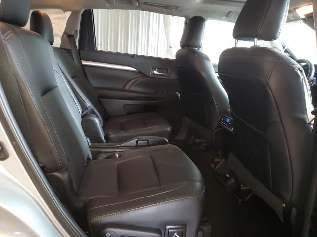 Photo 11 from auction – 2019 TOYOTA HIGHLANDER with VIN 5TDJZRFH4KS610009