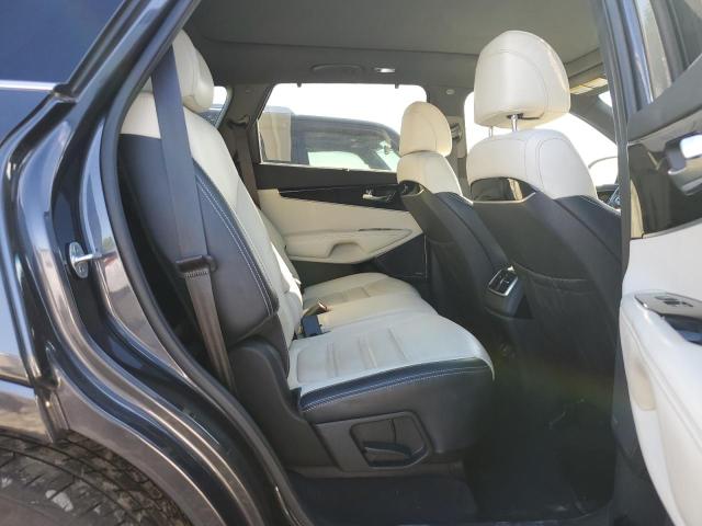Photo 10 from auction – 2017 KIA SORENTO SX with VIN 5XYPKDA52HG282173