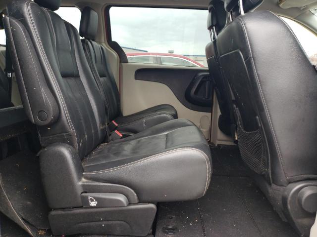 Photo 11 from auction – 2013 CHRYSLER TOWN & COU with VIN 2C4RC1BG7DR656903