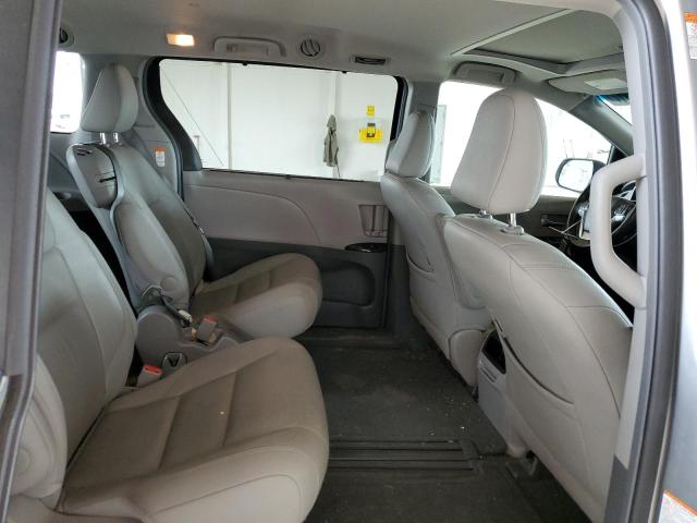 Photo 11 from auction – 2015 TOYOTA SIENNA XLE with VIN 5TDYK3DC4FS539231