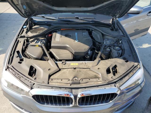 Photo 11 from auction – 2018 BMW 530E with VIN WBAJA9C5XJB032678