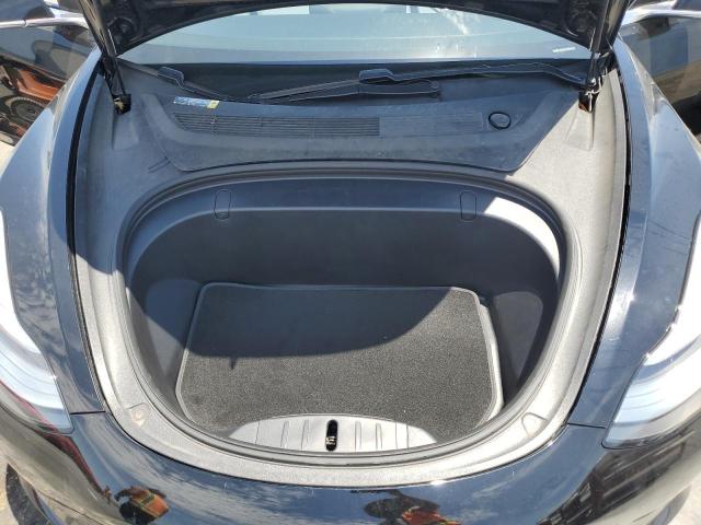 Photo 11 from auction – 2018 TESLA MODEL 3 with VIN 5YJ3E1EB3JF097003