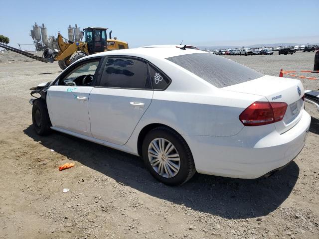 Photo 2 from auction – 2015 VOLKSWAGEN PASSAT S with VIN 1VWAT7A38FC068855