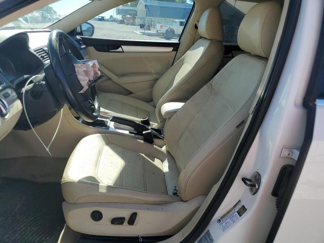 Photo 7 from auction – 2012 VOLKSWAGEN PASSAT SE with VIN 1VWBN7A35CC070072