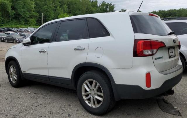 Photo 2 from auction – 2015 KIA SORENTO LX with VIN 5XYKTCA62FG582660