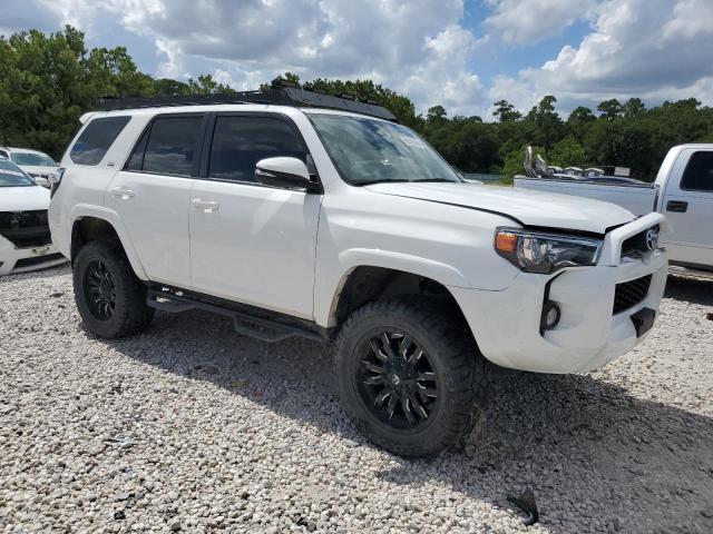 Photo 4 from auction – 2019 TOYOTA 4RUNNER SR with VIN JTEBU5JR4K5612792