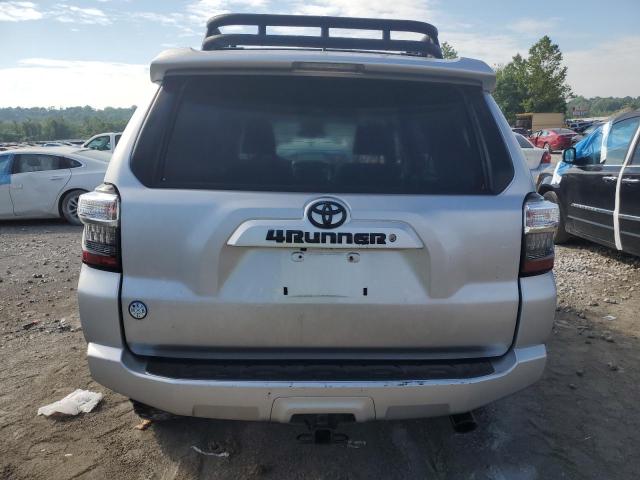 Photo 6 from auction – 2018 TOYOTA 4RUNNER SR with VIN JTEBU5JR9J5488565