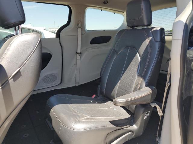 Photo 11 from auction – 2018 CHRYSLER PACIFICA T with VIN 2C4RC1BG5JR252946