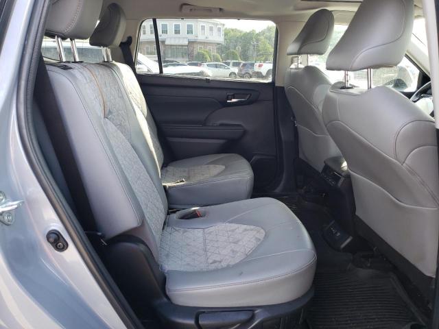 Photo 11 from auction – 2022 TOYOTA HIGHLANDER with VIN 5TDABRCH0NS549240