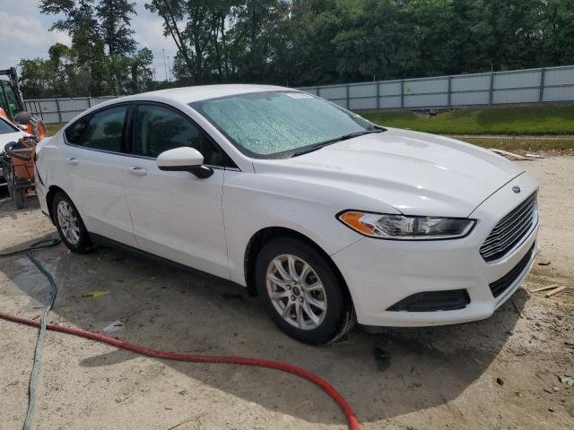 Photo 4 from auction – 2016 FORD FUSION S with VIN 3FA6P0G73GR311303