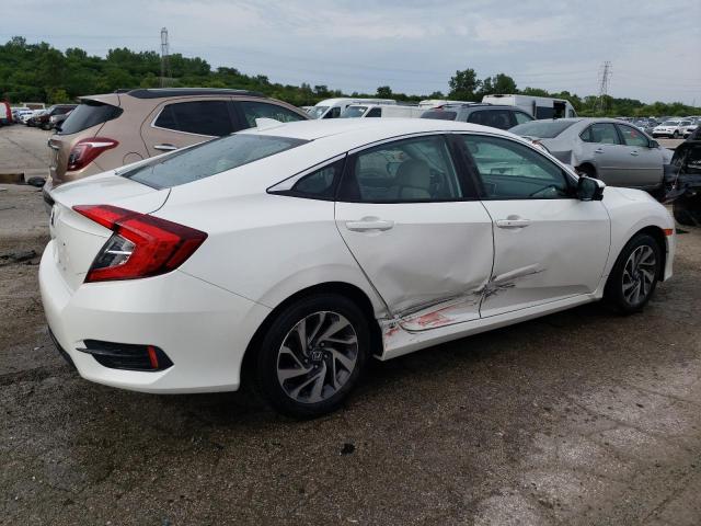Photo 3 from auction – 2018 HONDA CIVIC EX with VIN 19XFC2F70JE038015