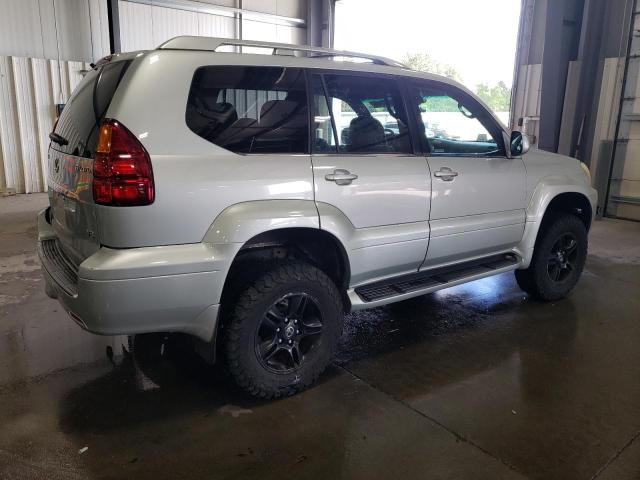Photo 3 from auction – 2004 LEXUS GX 470 with VIN JTJBT20X440052064