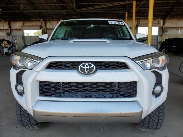 Photo 5 from auction – 2018 TOYOTA 4RUNNER SR with VIN JTEBU5JR5J5587707