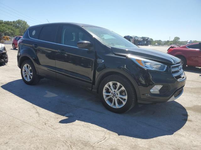 Photo 4 from auction – 2017 FORD ESCAPE SE with VIN 1FMCU9GD5HUC92291