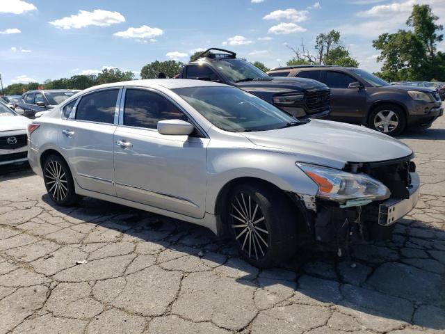 Photo 4 from auction – 2015 NISSAN ALTIMA 2.5 with VIN 1N4AL3AP1FN361554