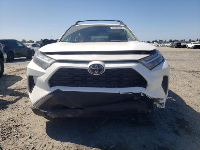 Photo 5 from auction – 2022 TOYOTA RAV4 XLE with VIN 2T3W1RFV3NC173367