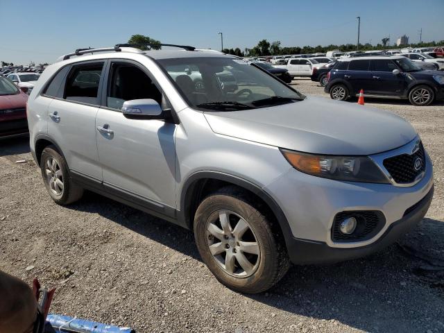 Photo 4 from auction – 2013 KIA SORENTO LX with VIN 5XYKT4A67DG312052