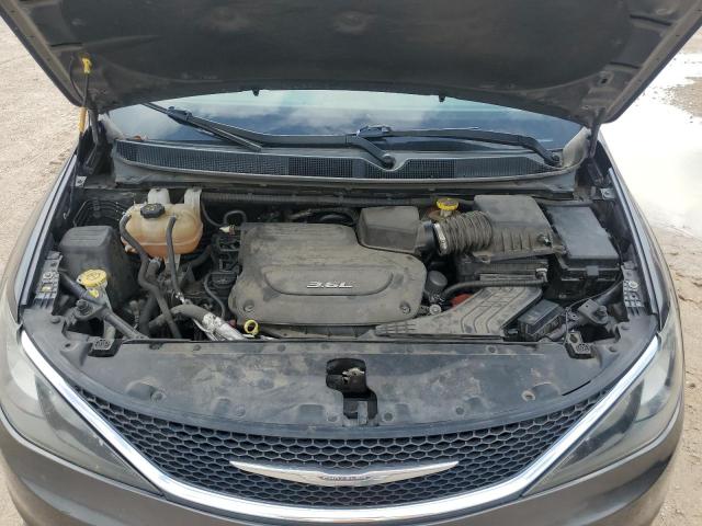 Photo 12 from auction – 2017 CHRYSLER PACIFICA L with VIN 2C4RC1CG2HR502815