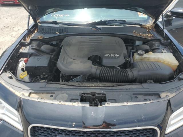 Photo 11 from auction – 2017 CHRYSLER 300 LIMITE with VIN 2C3CCARGXHH552546