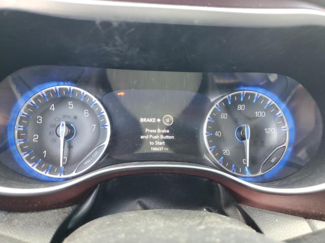 Photo 9 from auction – 2017 CHRYSLER PACIFICA L with VIN 2C4RC1GG3HR570065
