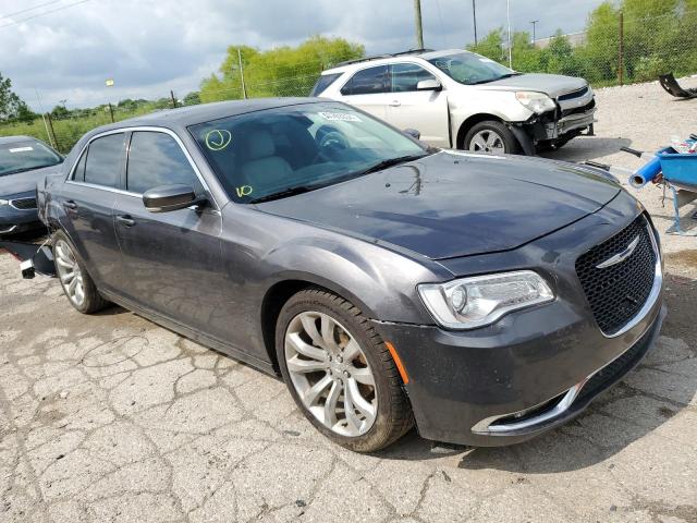 Photo 4 from auction – 2017 CHRYSLER 300 LIMITE with VIN 2C3CCAAGXHH653565