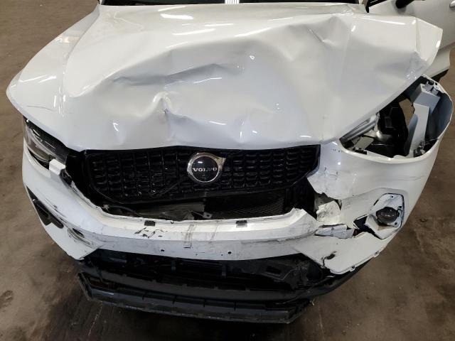 Photo 12 from auction – 2024 VOLVO XC40 PLUS with VIN YV4L12UL4R2257946
