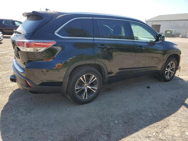 Photo 3 from auction – 2016 TOYOTA HIGHLANDER with VIN 5TDJKRFH2GS319794
