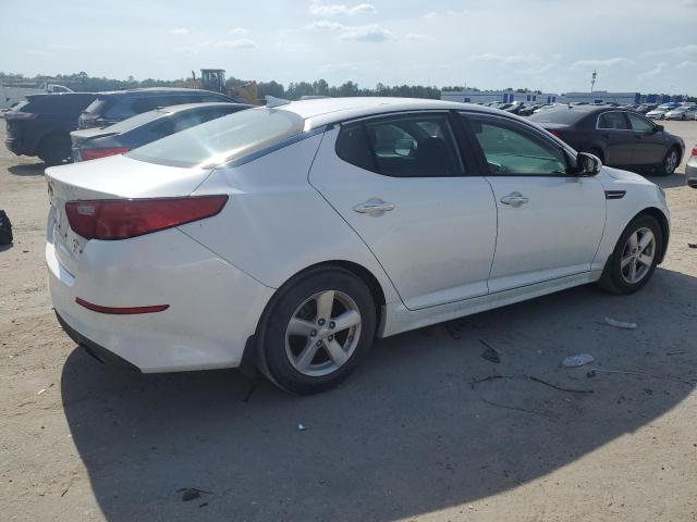 Photo 3 from auction – 2015 KIA OPTIMA LX with VIN KNAGM4A72F5648339