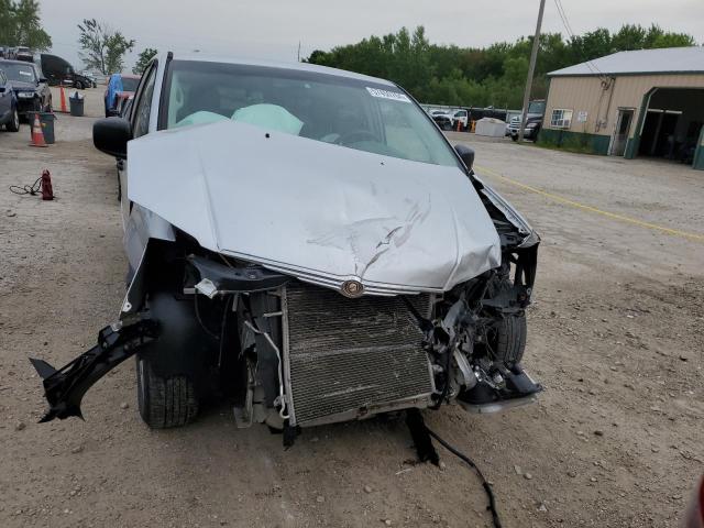 Photo 5 from auction – 2008 CHRYSLER TOWN & COU with VIN 2A8HR44H08R618462