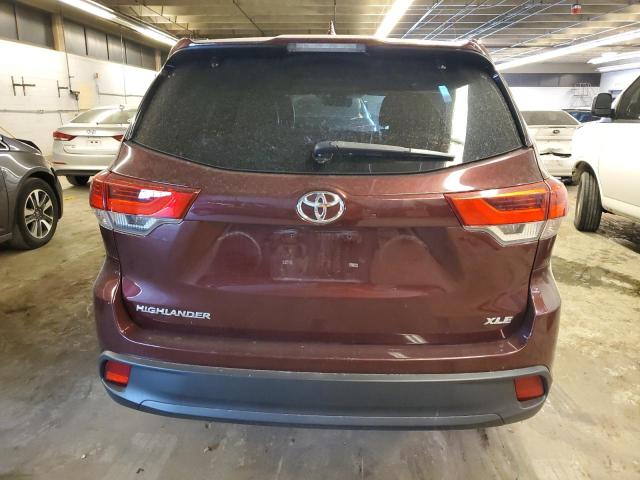 Photo 6 from auction – 2018 TOYOTA HIGHLANDER with VIN 5TDKZRFH2JS282852