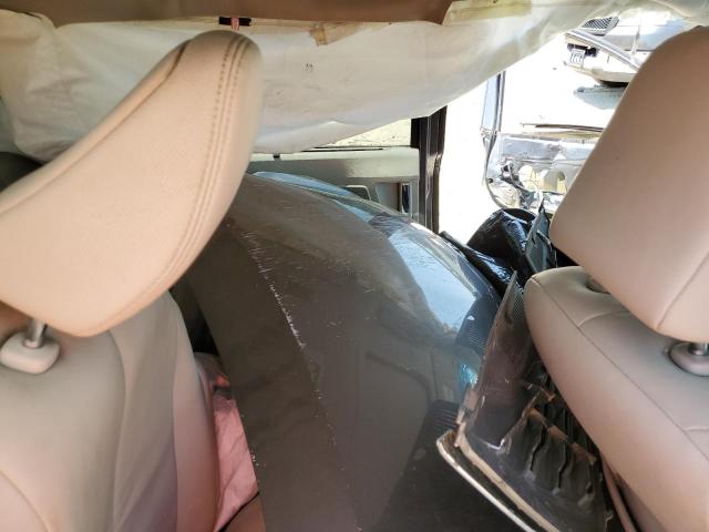 Photo 11 from auction – 2011 TOYOTA SIENNA XLE with VIN 5TDYK3DC4BS169036