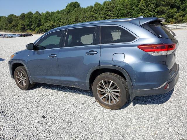 Photo 2 from auction – 2018 TOYOTA HIGHLANDER with VIN 5TDJZRFH7JS819825