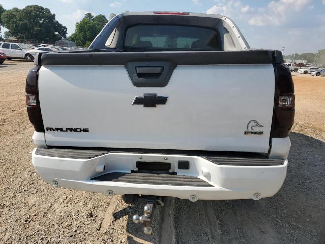 Photo 6 from auction – 2011 CHEVROLET AVALANCHE with VIN 3GNTKFE34BG110732