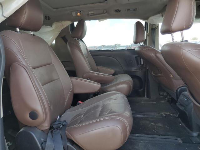 Photo 11 from auction – 2015 TOYOTA SIENNA XLE with VIN 5TDDK3DC2FS098035