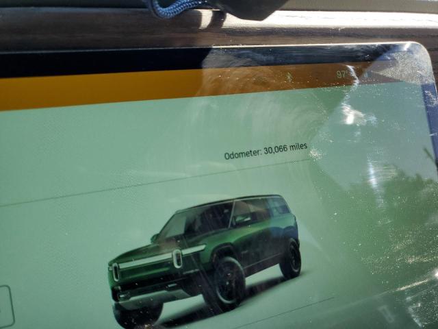 Photo 9 from auction – 2023 RIVIAN R1S LAUNCH with VIN 7PDSGABL3PN000033