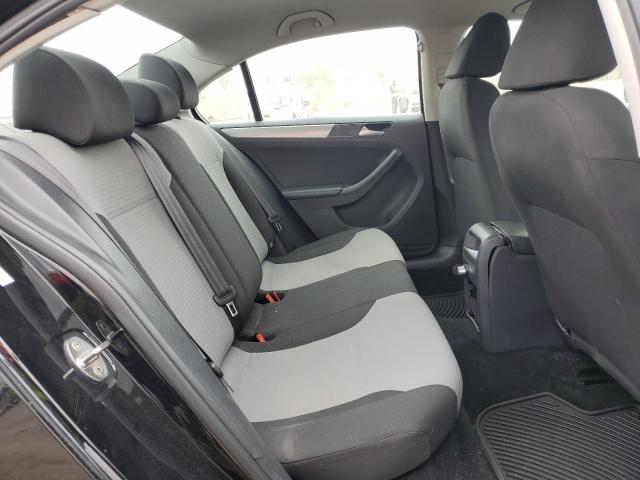 Photo 10 from auction – 2017 VOLKSWAGEN JETTA S with VIN 3VW2B7AJ8HM321163