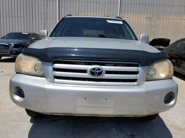Photo 5 from auction – 2005 TOYOTA HIGHLANDER with VIN JTEEP21AX50082505