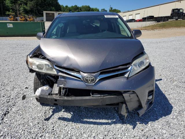 Photo 5 from auction – 2018 TOYOTA SIENNA XLE with VIN 5TDYZ3DC2JS917616