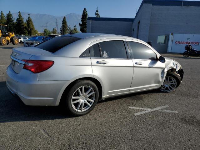 Photo 3 from auction – 2012 CHRYSLER 200 TOURIN with VIN 1C3CCBBB4CN134679