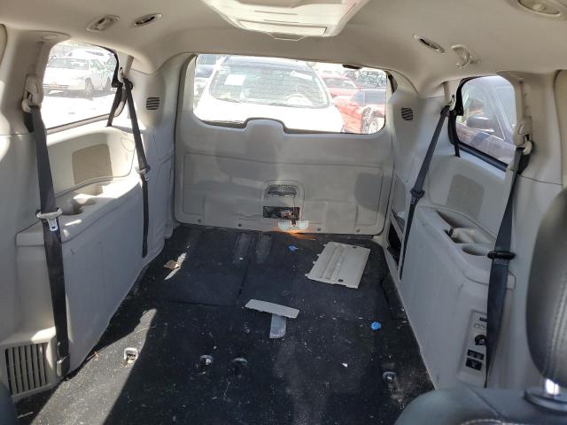 Photo 10 from auction – 2014 CHRYSLER TOWN & COU with VIN 2C4RC1BG2ER325454