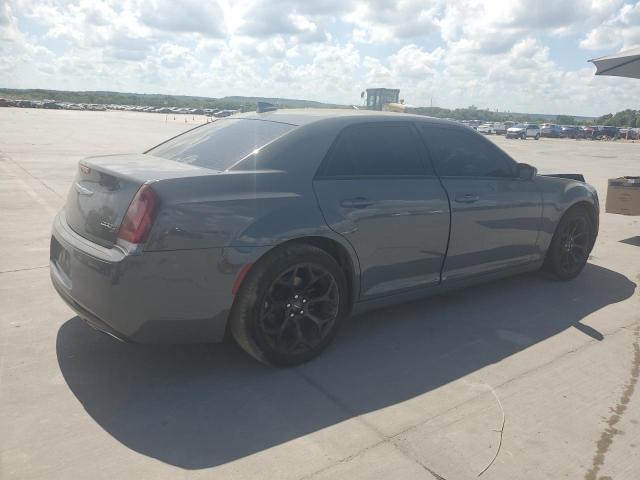 Фото 3 с аукциона – 2019 CHRYSLER 300 S с VIN 2C3CCABG8KH555480