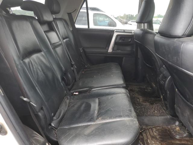 Photo 11 from auction – 2010 TOYOTA 4RUNNER SR with VIN JTEBU5JR3A5006978